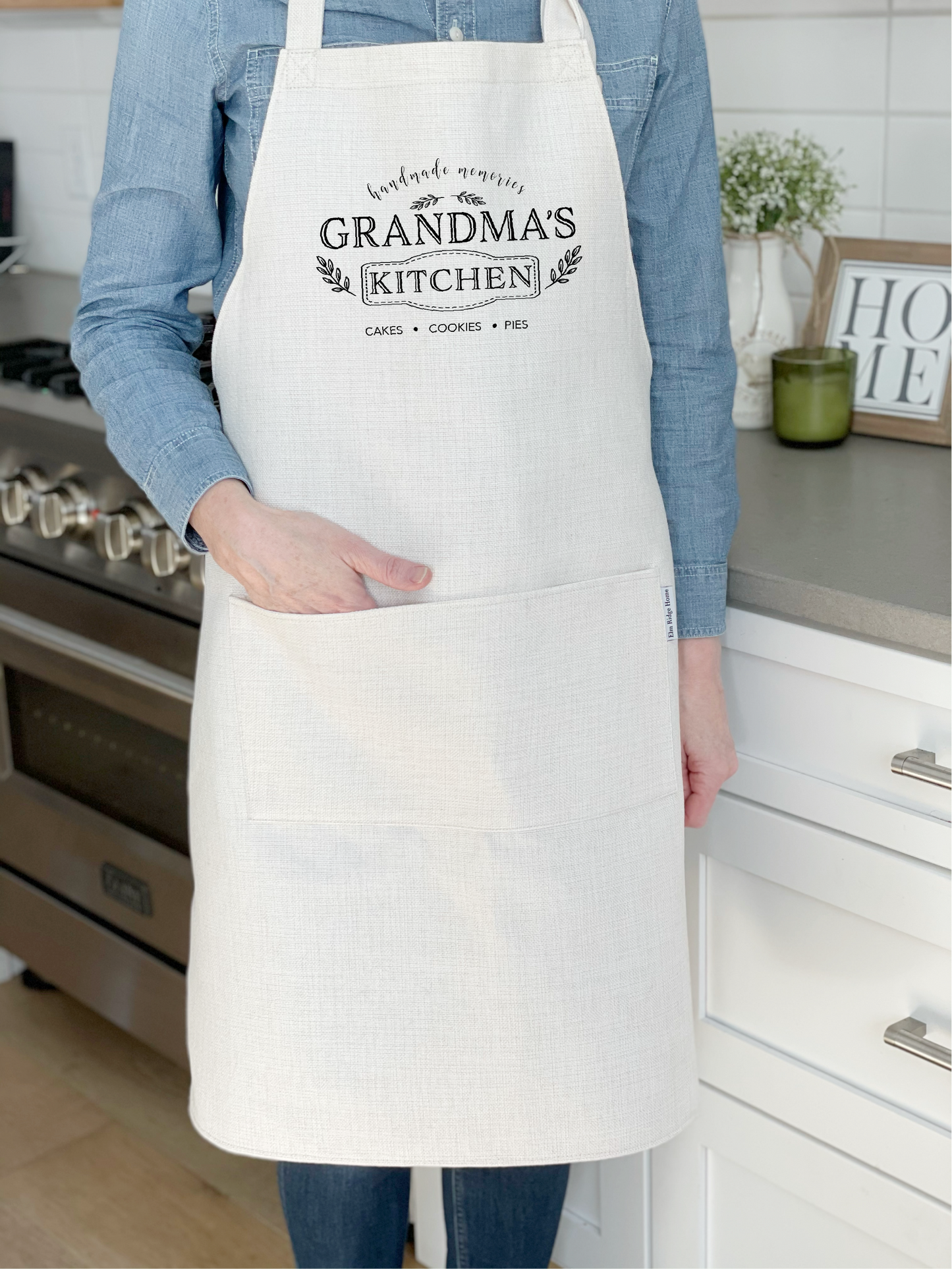 Adult and Child Matching Aprons, Oven Mitts and Pot Holders